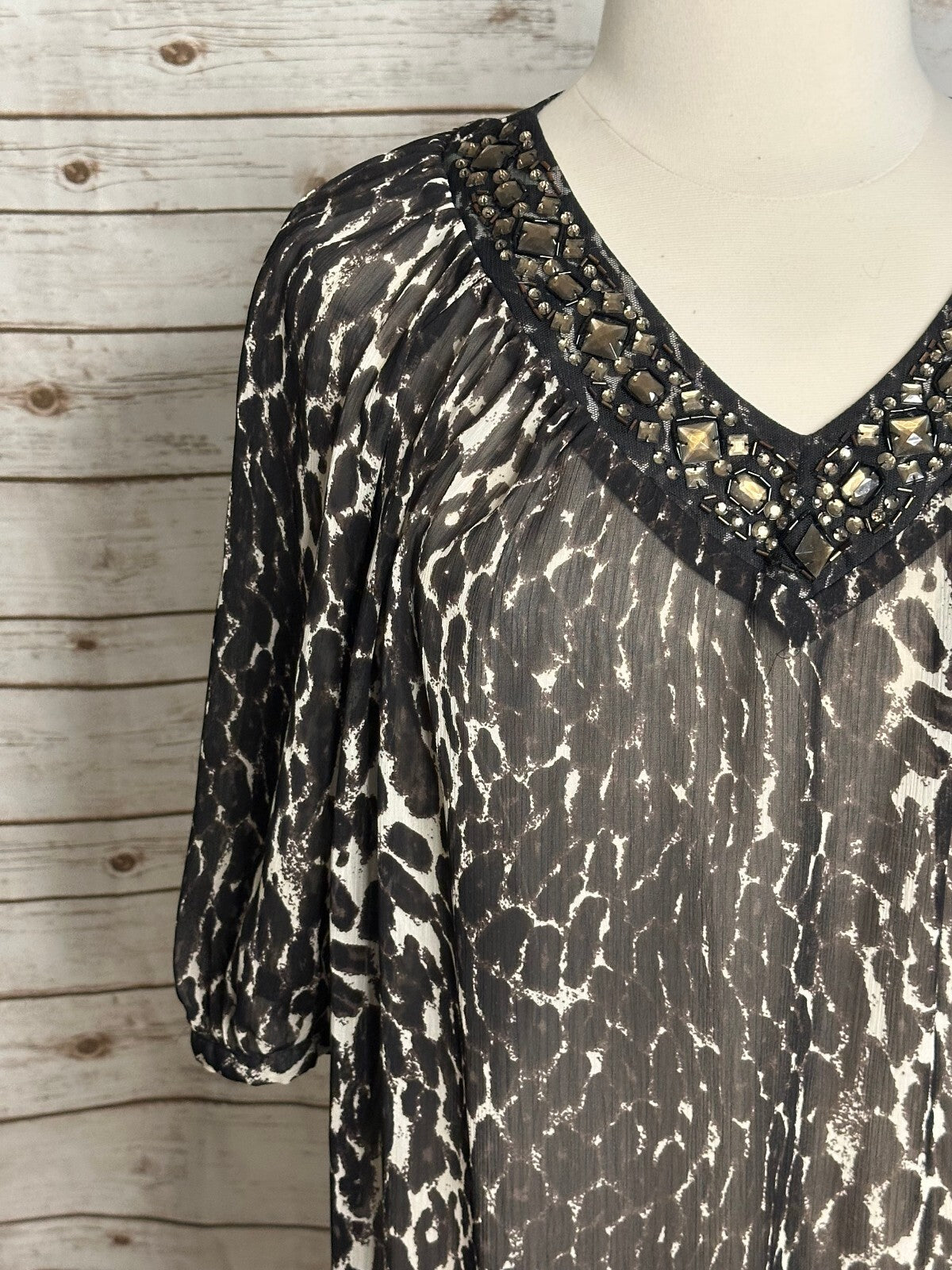 Worthington Woman animal print embellished sheer chiffon V-neck tunic blouse 1X