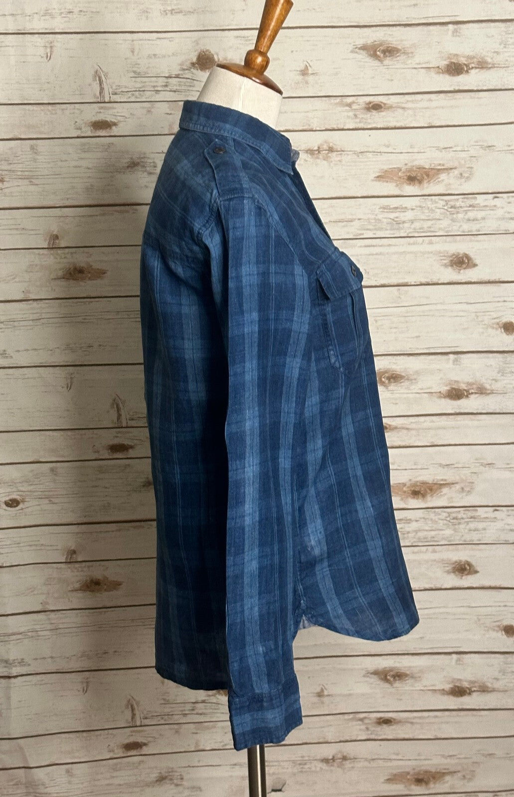L.L.Bean Signature Slim Fit blue plaid long sleeve linen button-up shirt Small