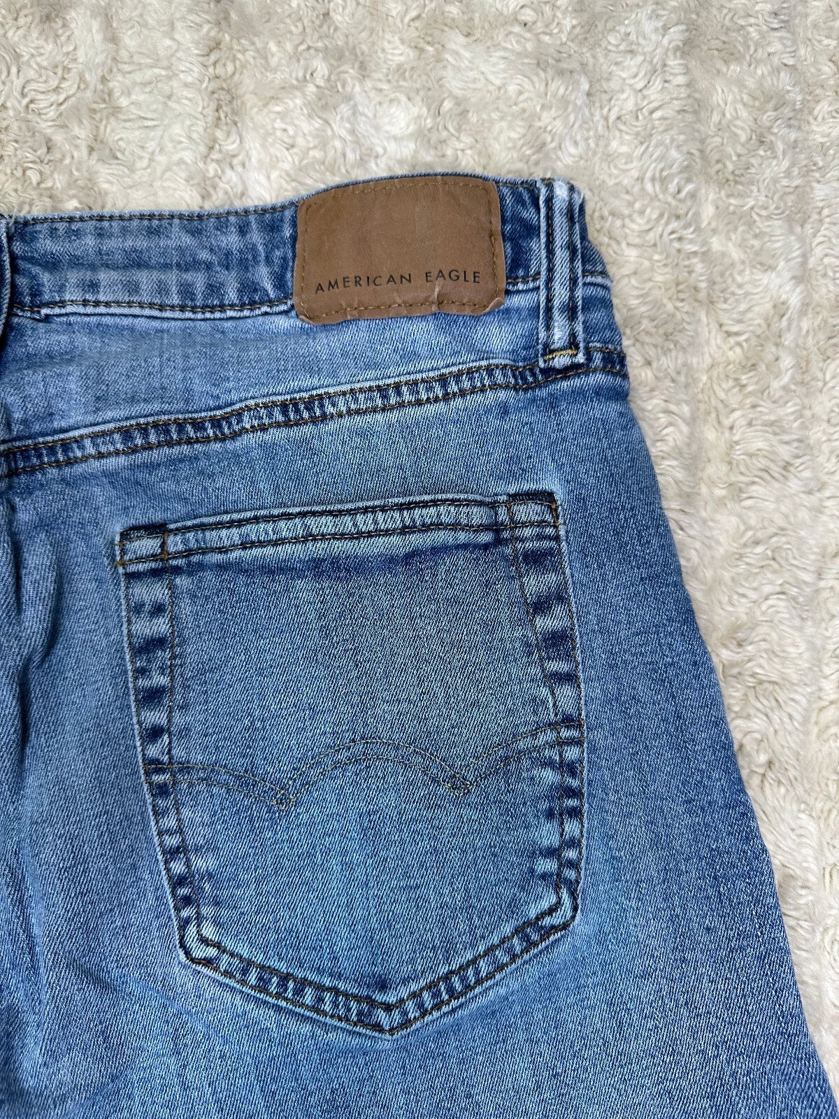 American Eagle Athletic Skinny light-medium wash stretch denim jeans 30x32