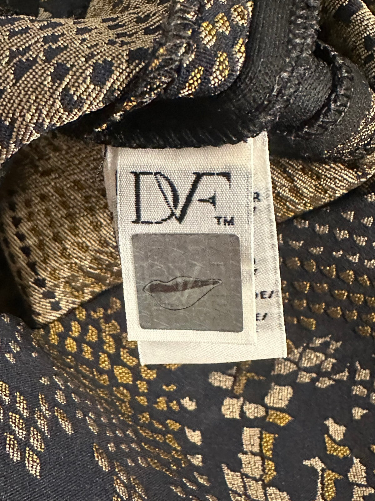 Diane von Furstenburg Marta black tan snakeskin pencil skirt Size 4 office siren