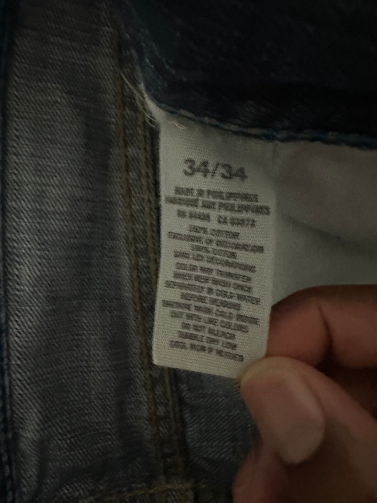 American Eagle Relaxed medium wash mid-rise denim jeans 34x34 90s Y2K Western