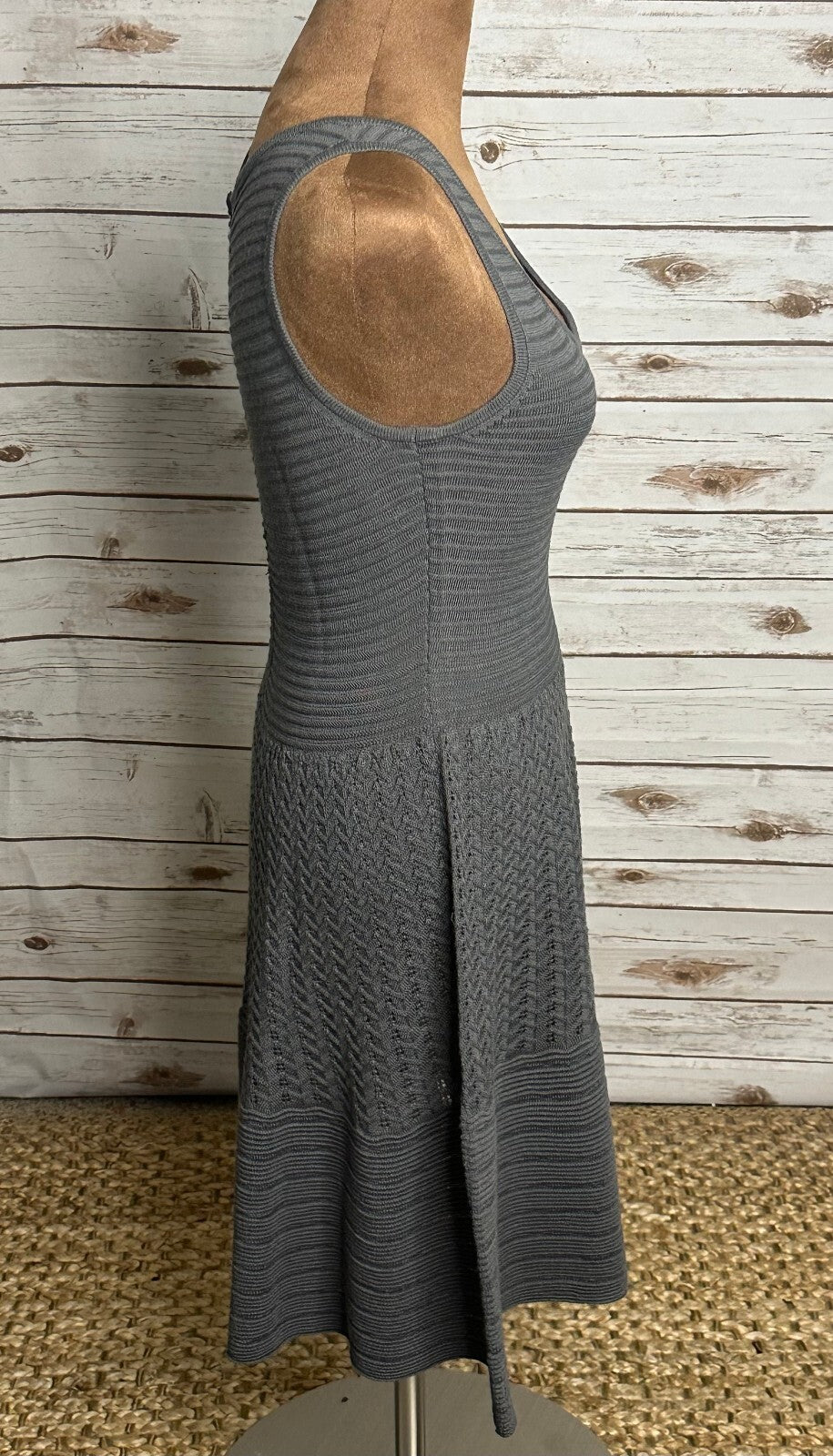 BB Dakota Addison grey wool-blend sleeveless knit fit & flare dress Size Medium