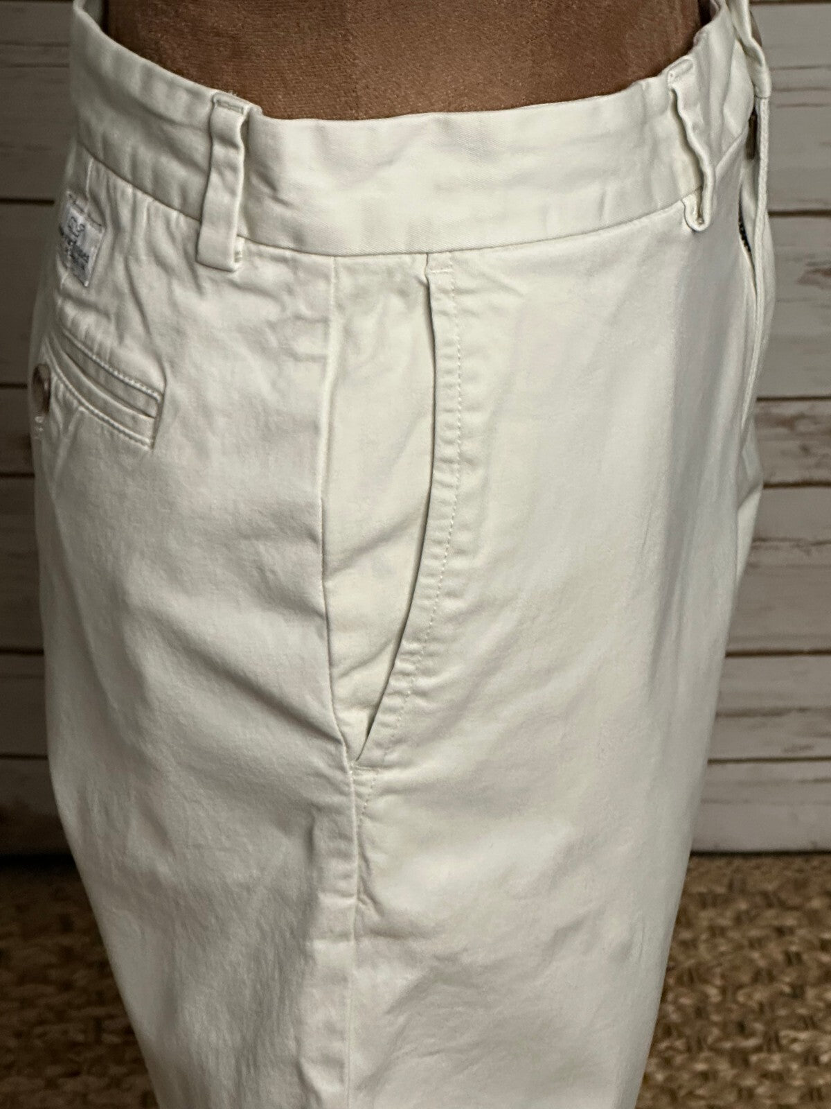 vineyard vines beige Breaker chino shorts Size 30 preppy coastal golfcore