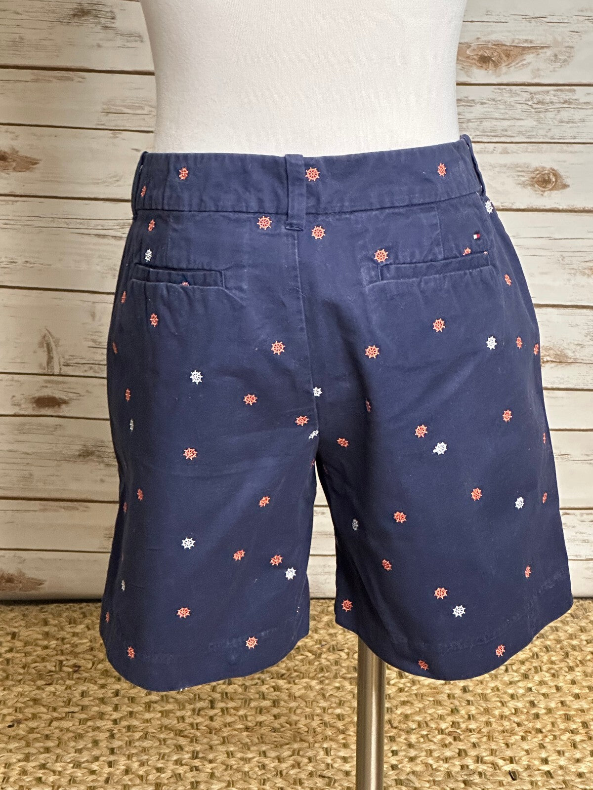 Tommy Hilfiger navy 100% cotton chino bermuda shorts Size 10 nautical coastal