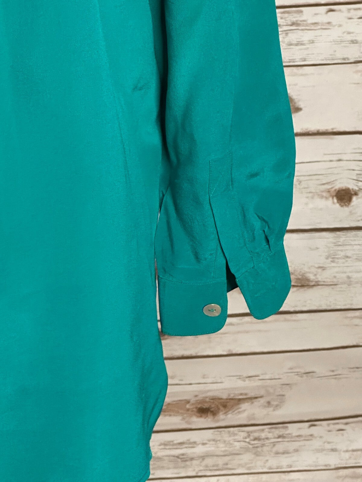 Vintage Silk Land Women blue green long sleeve button-up 100% silk blouse 2X