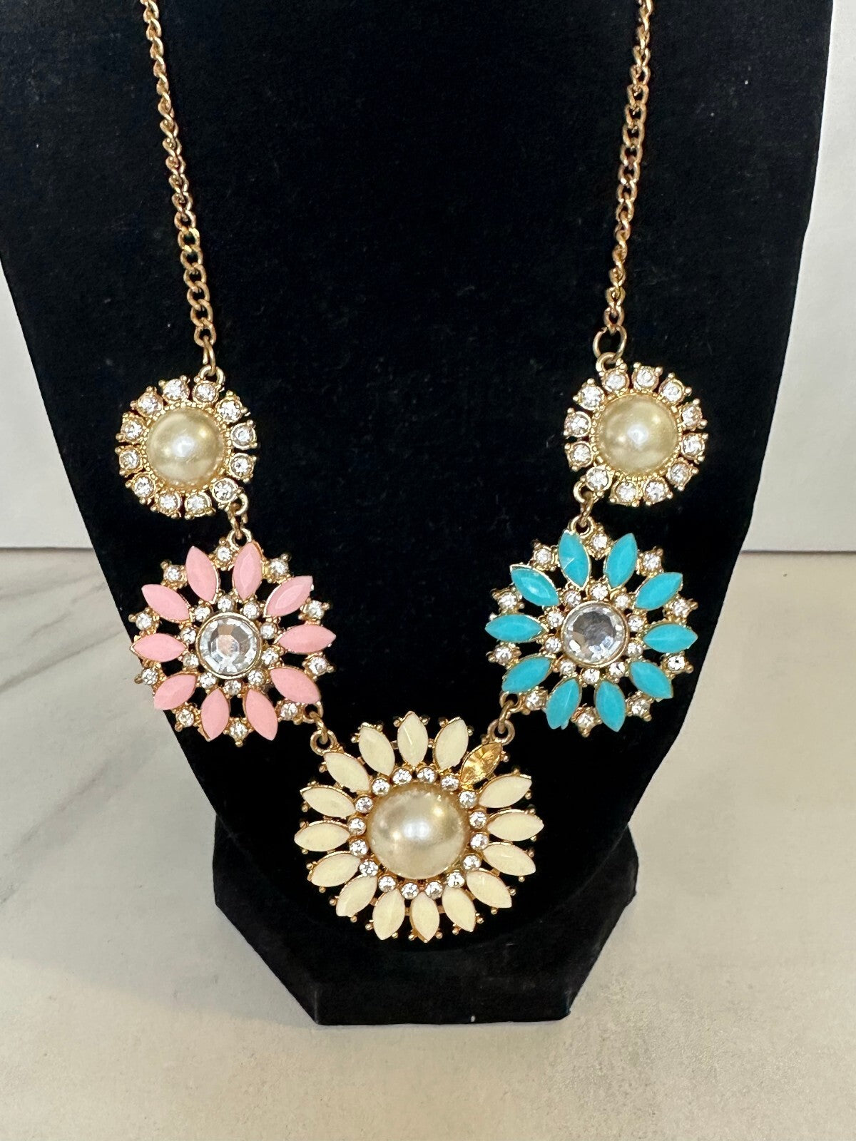 Pink turquoise ivory faux pearl rhinestone floral medallion statement necklace