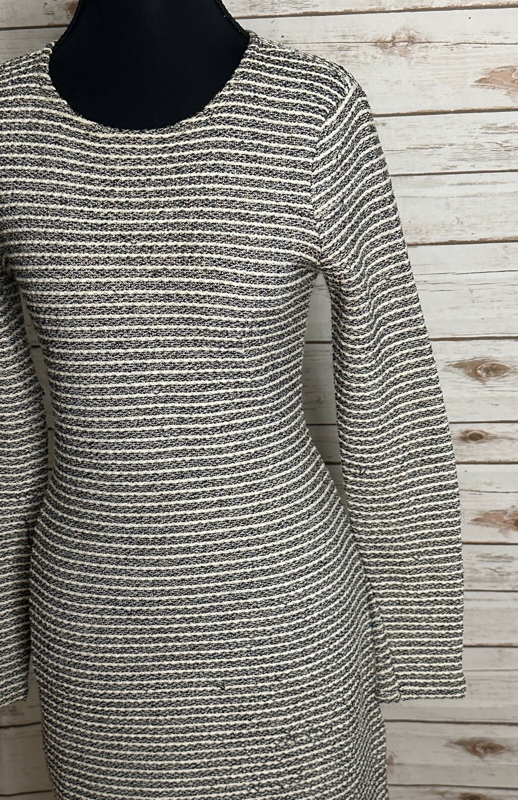 Banana Republic black white striped textured long sleeve sheath dress Size 2