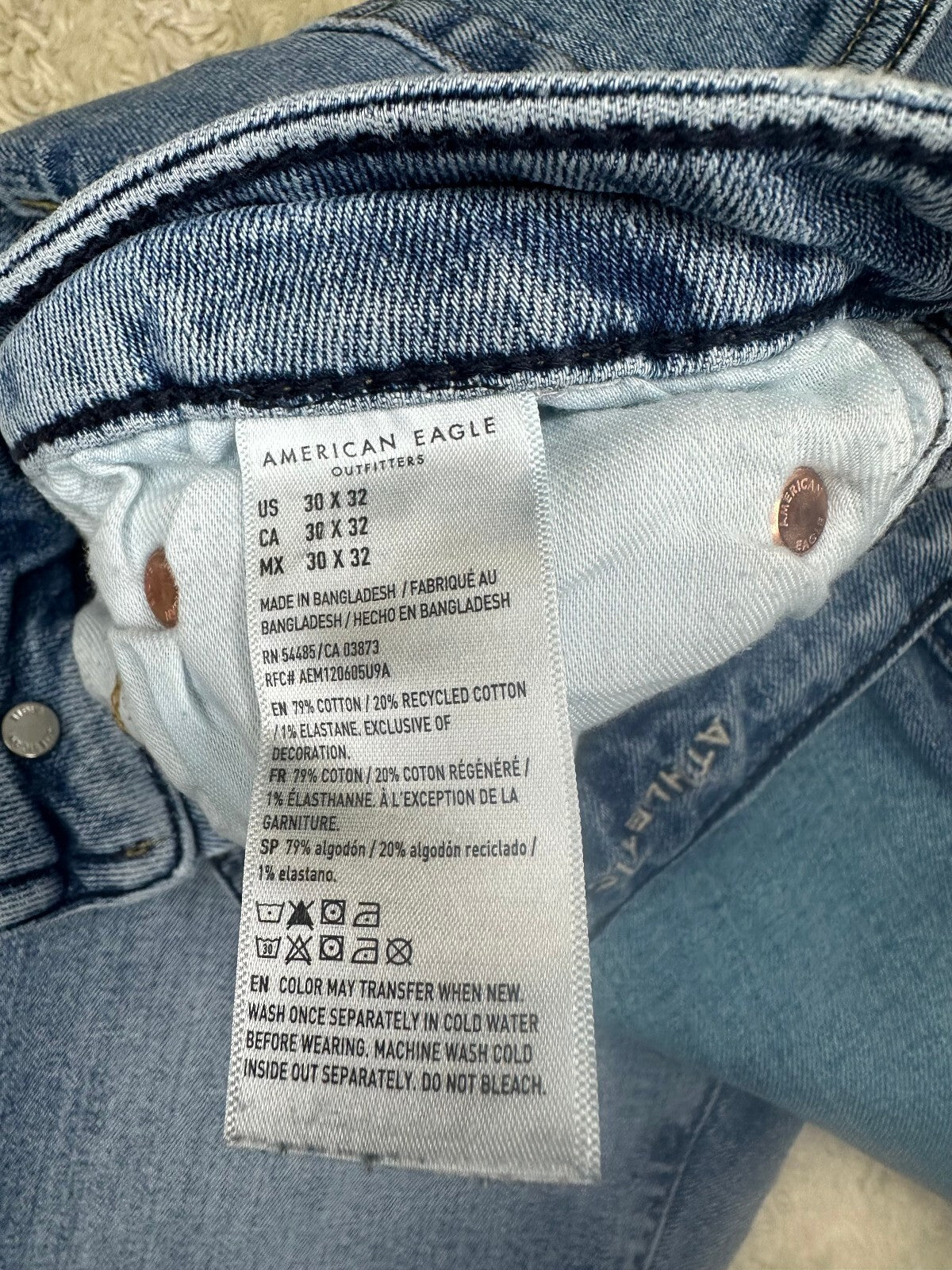 American Eagle Athletic Skinny light-medium wash stretch denim jeans 30x32