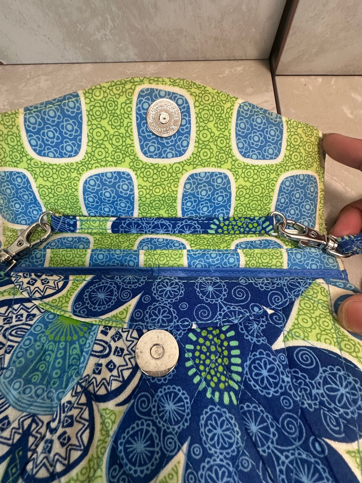 Vera Bradley retired blue green 'Doodle Daisy' quilted flap wallet crossbody bag