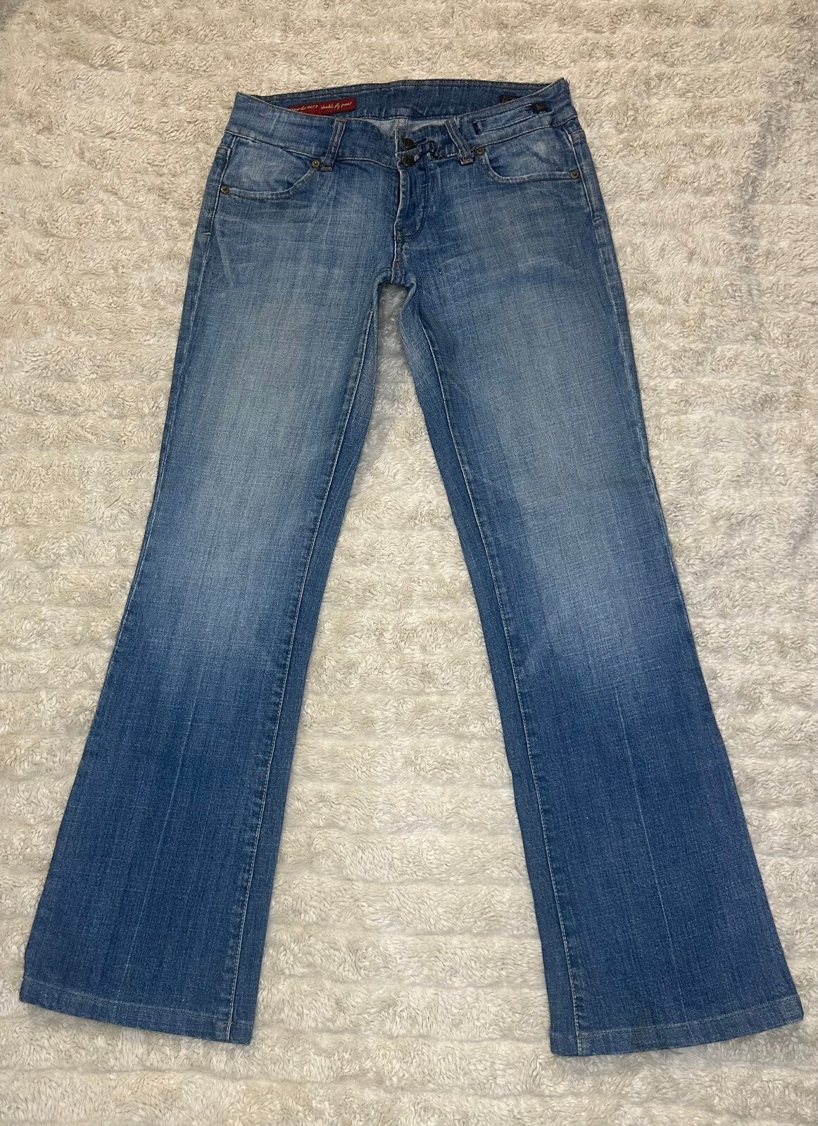 Citizens of Humanity Ingrid 'Traveler #072' medium wash bootcut denim jeans Y2K