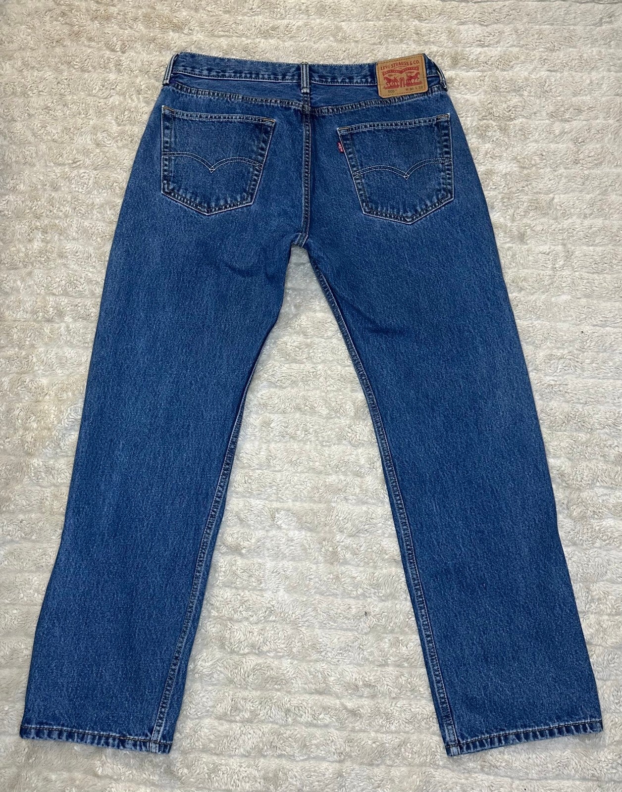 Levi's 505 Regular Fit medium wash straight leg denim jeans 36x32 classic
