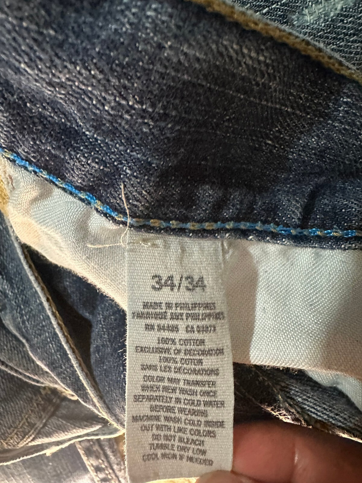 American Eagle Relaxed medium wash mid-rise denim jeans 34x34 90s Y2K Western