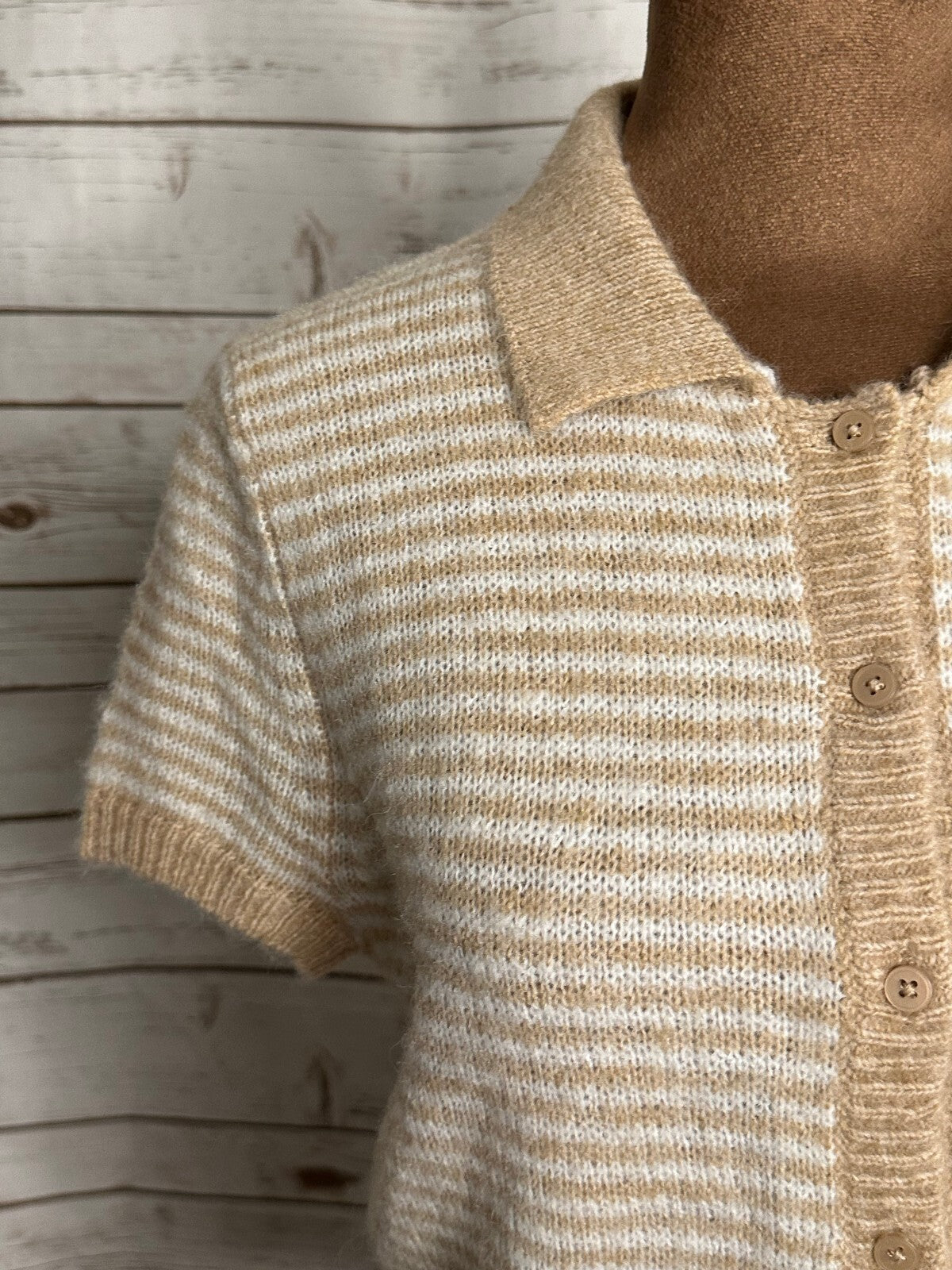 American Eagle tan cream striped short sleeve button-front cardigan sweater Medium