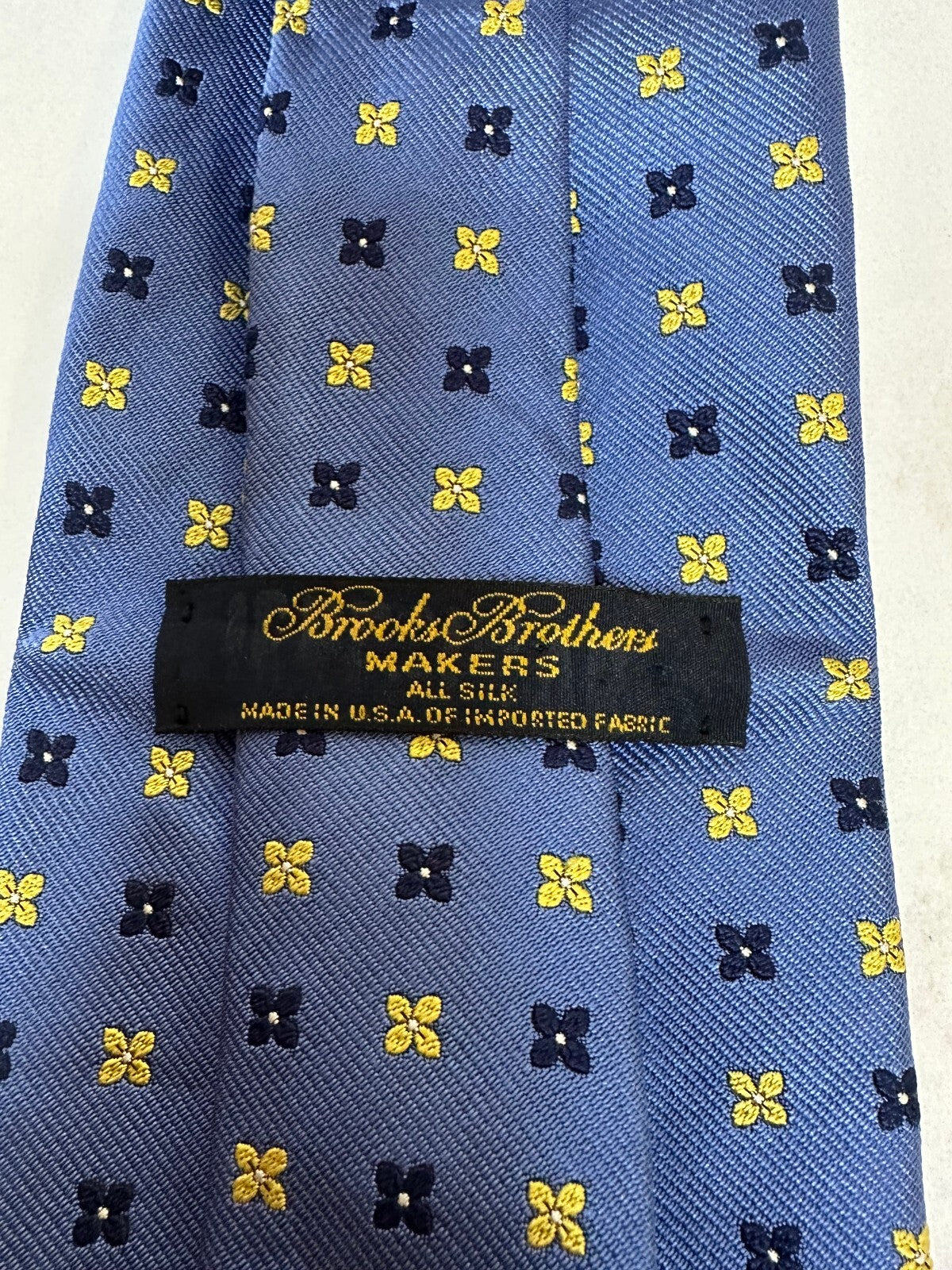 Brooks Brothers Makers light blue navy yellow floral geometric 100% silk tie