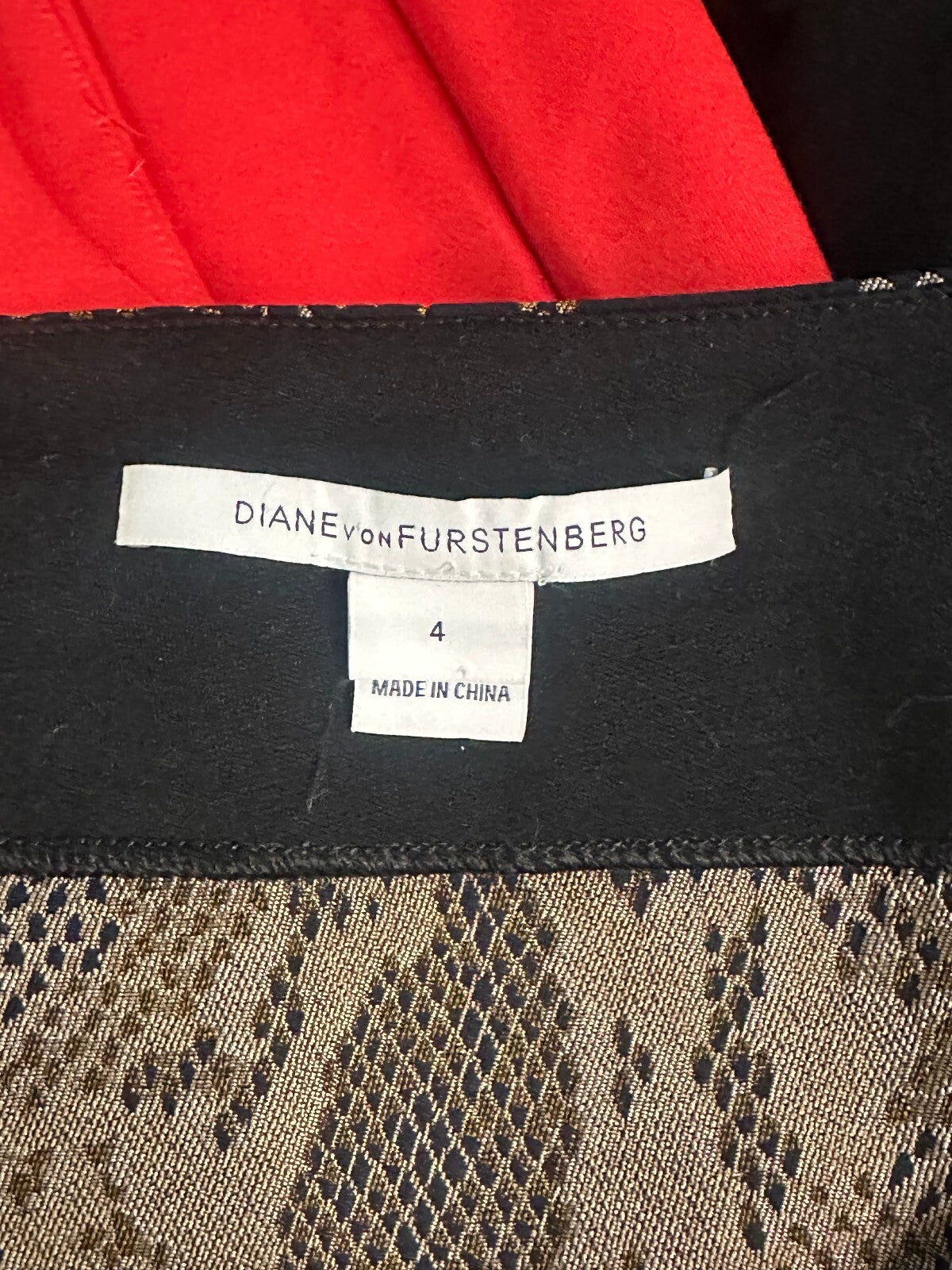 Diane von Furstenburg Marta black tan snakeskin pencil skirt Size 4 office siren
