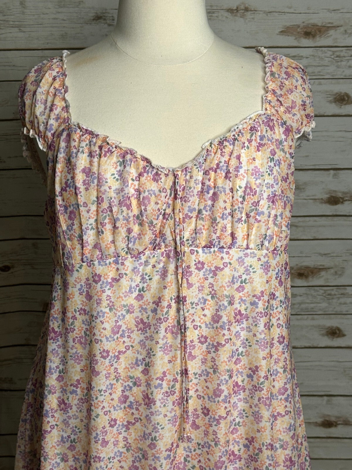 Multicolored ditsy floral puff sleeve empire waist babydoll top 3XL milkmaid