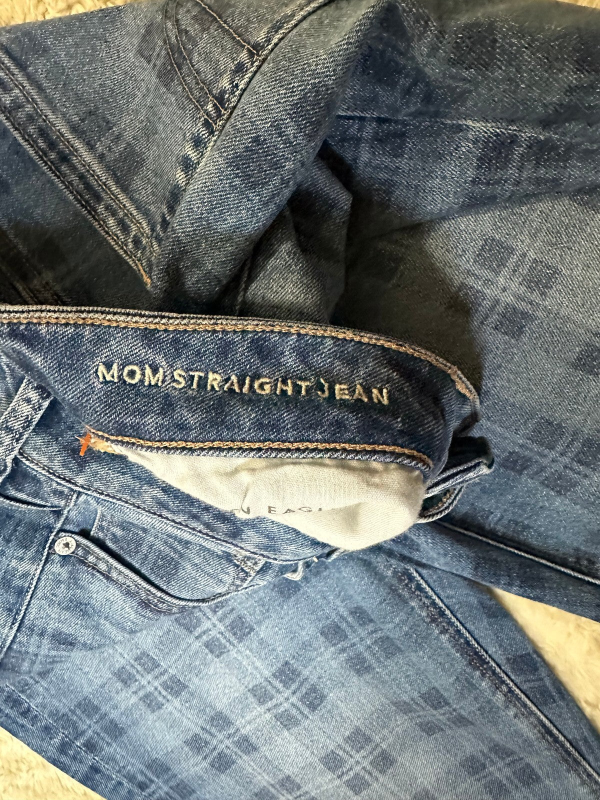 American Eagle Mom Straight medium-dark check plaid stretch denim jeans Size 6