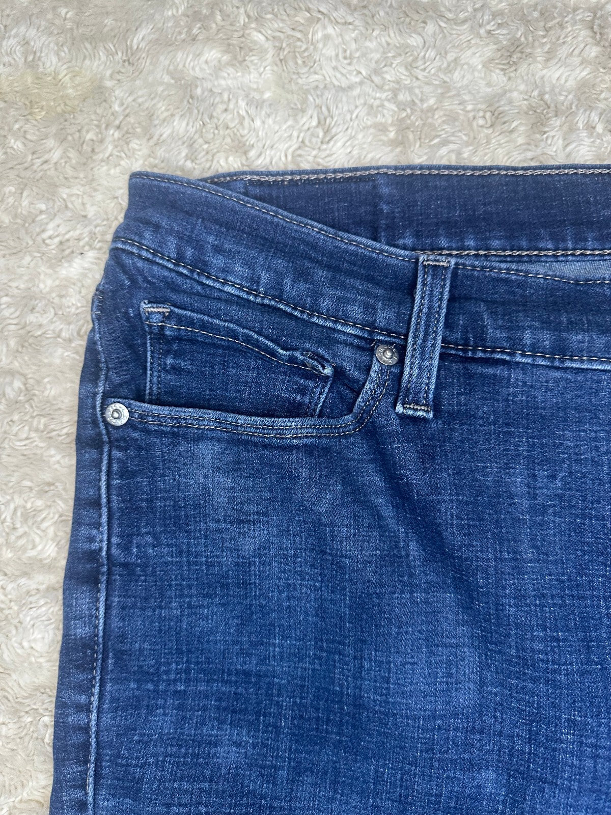 Levi's medium wash Classic Bootcut stretch denim jeans 16W Western cowgirl boho