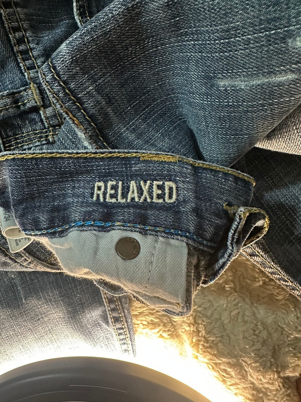 American Eagle Relaxed medium wash mid-rise denim jeans 34x34 90s Y2K Western