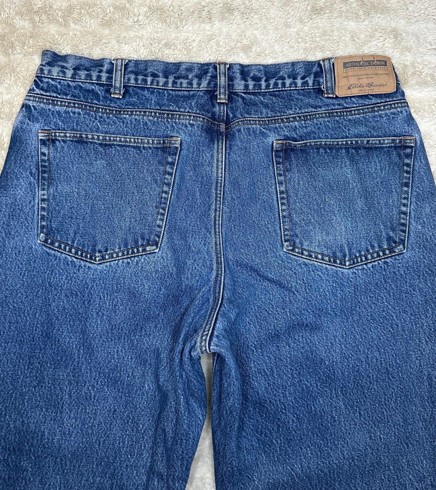 Eddie Bauer Relaxed Fit medium wash straight leg 100% cotton denim jeans 38x30