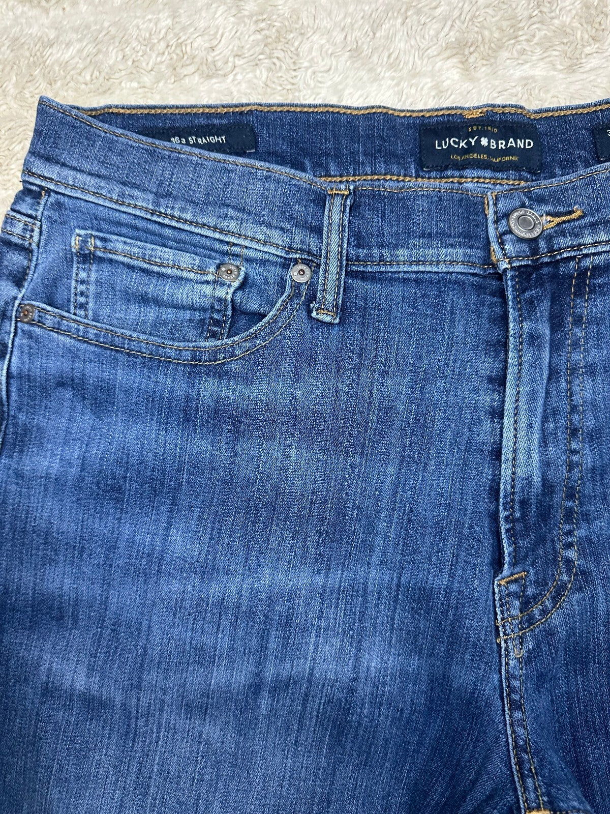 Lucky Brand 363 Straight medium wash mid rise stretch denim jean 34x32 classic