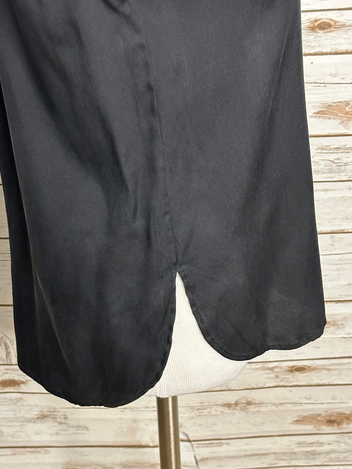 Vince black 100% silk sleeveless split neck blouse Small minimalist quiet luxury