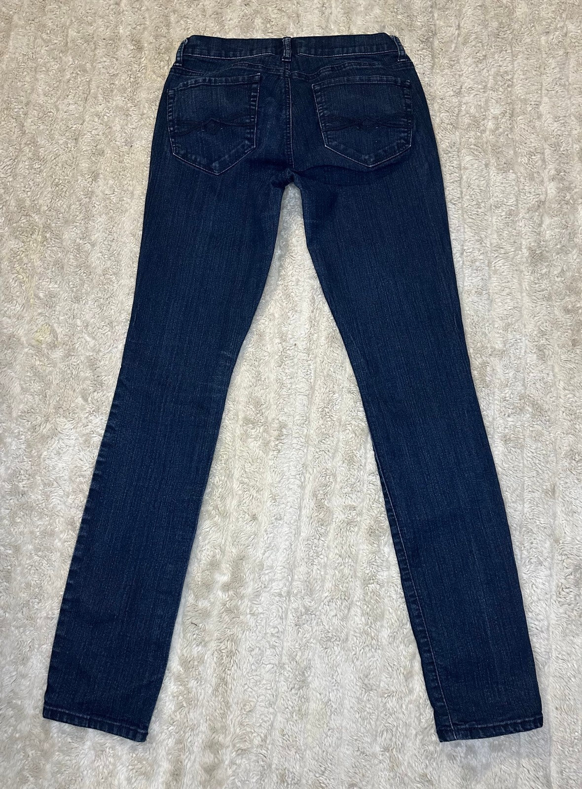 Mudd dark wash low-rise slim straight stretch denim jeans Size 7 Y2K 2000s