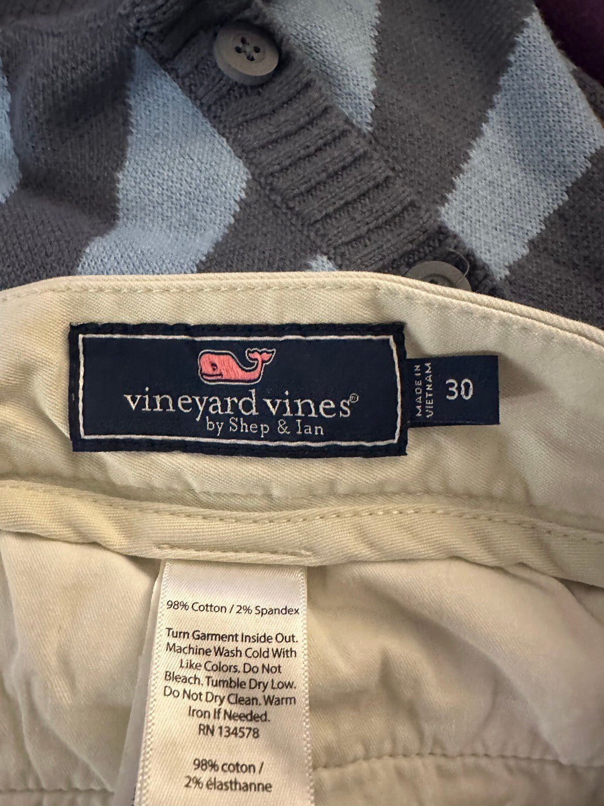 vineyard vines beige Breaker chino shorts Size 30 preppy coastal golfcore