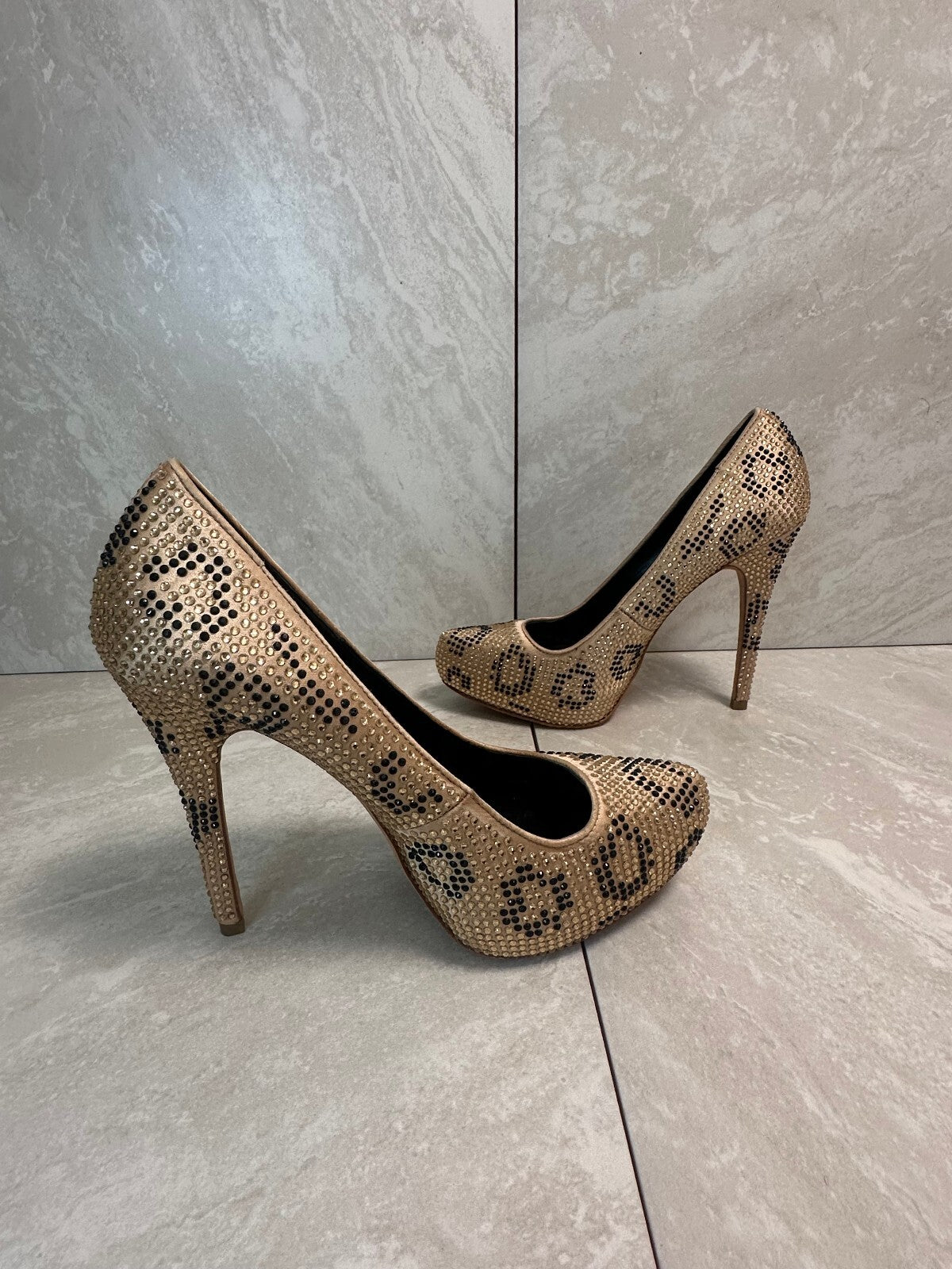 Report Signature champagne rhinestone platform stiletto heels 8.5 Y2K McBling