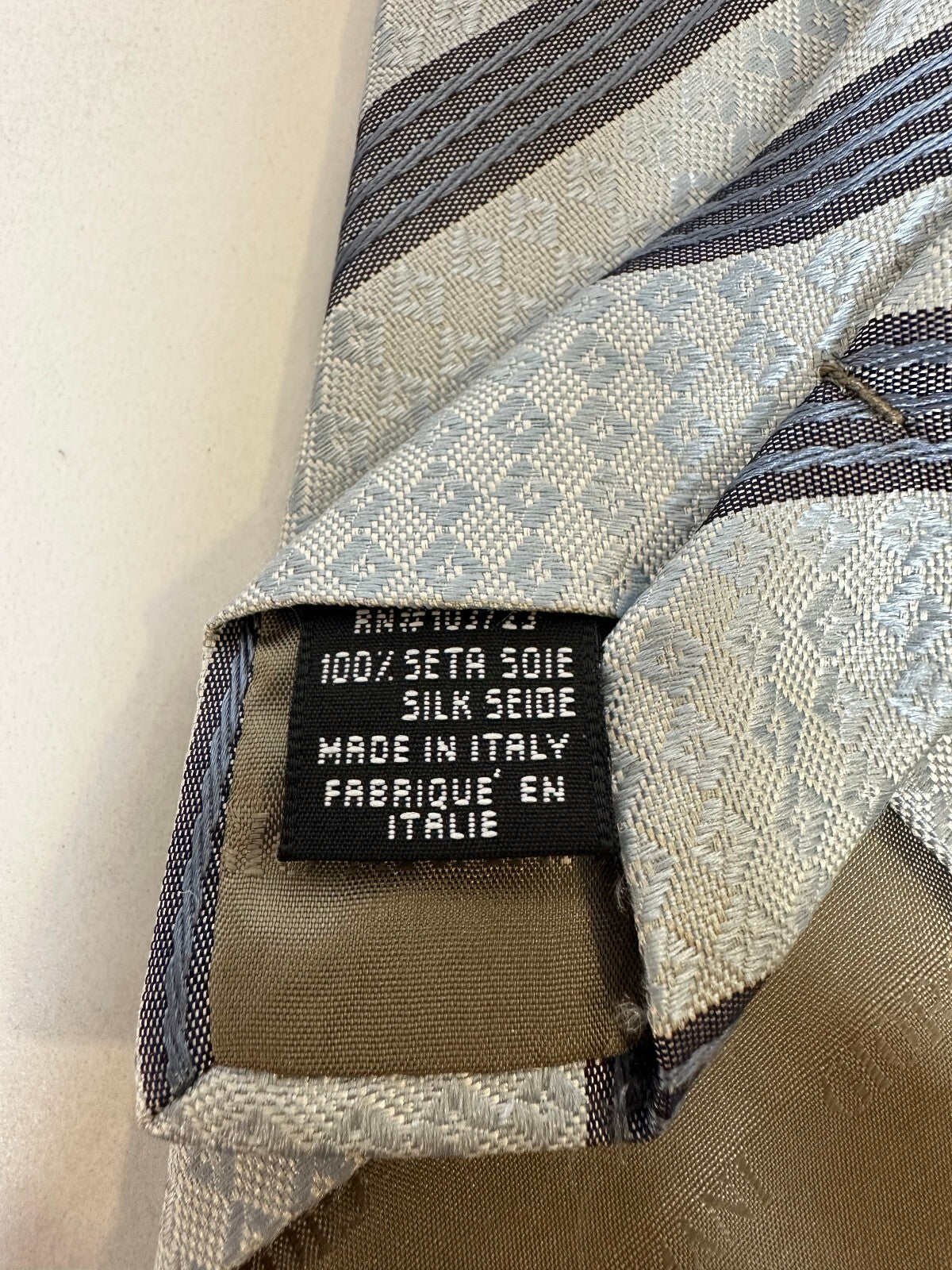 Vintage Giorgio Armani grey light blue diagonal stripe 100% Italian silk tie