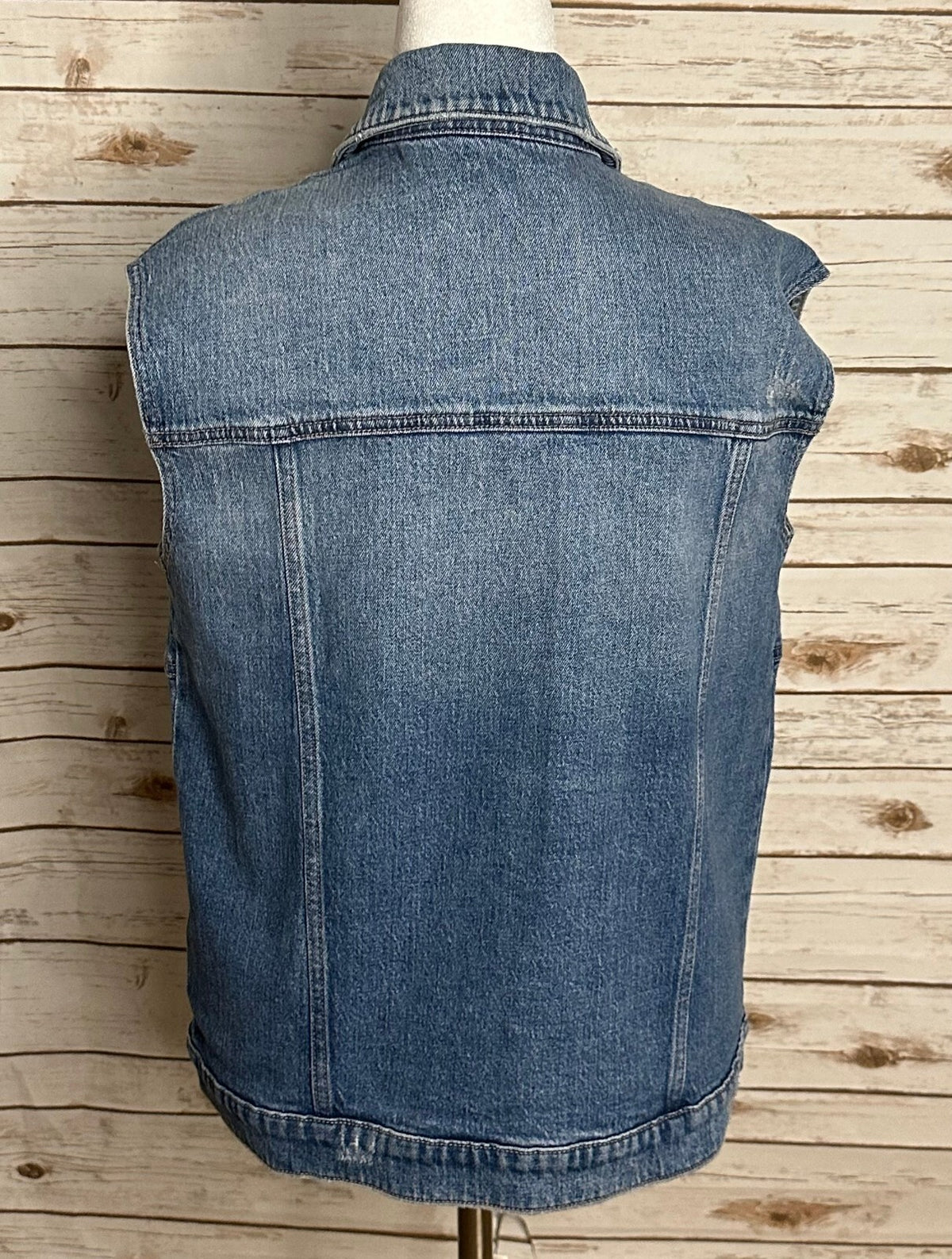 Evereve Luka light-medium wash oversized utility button front denim vest XS