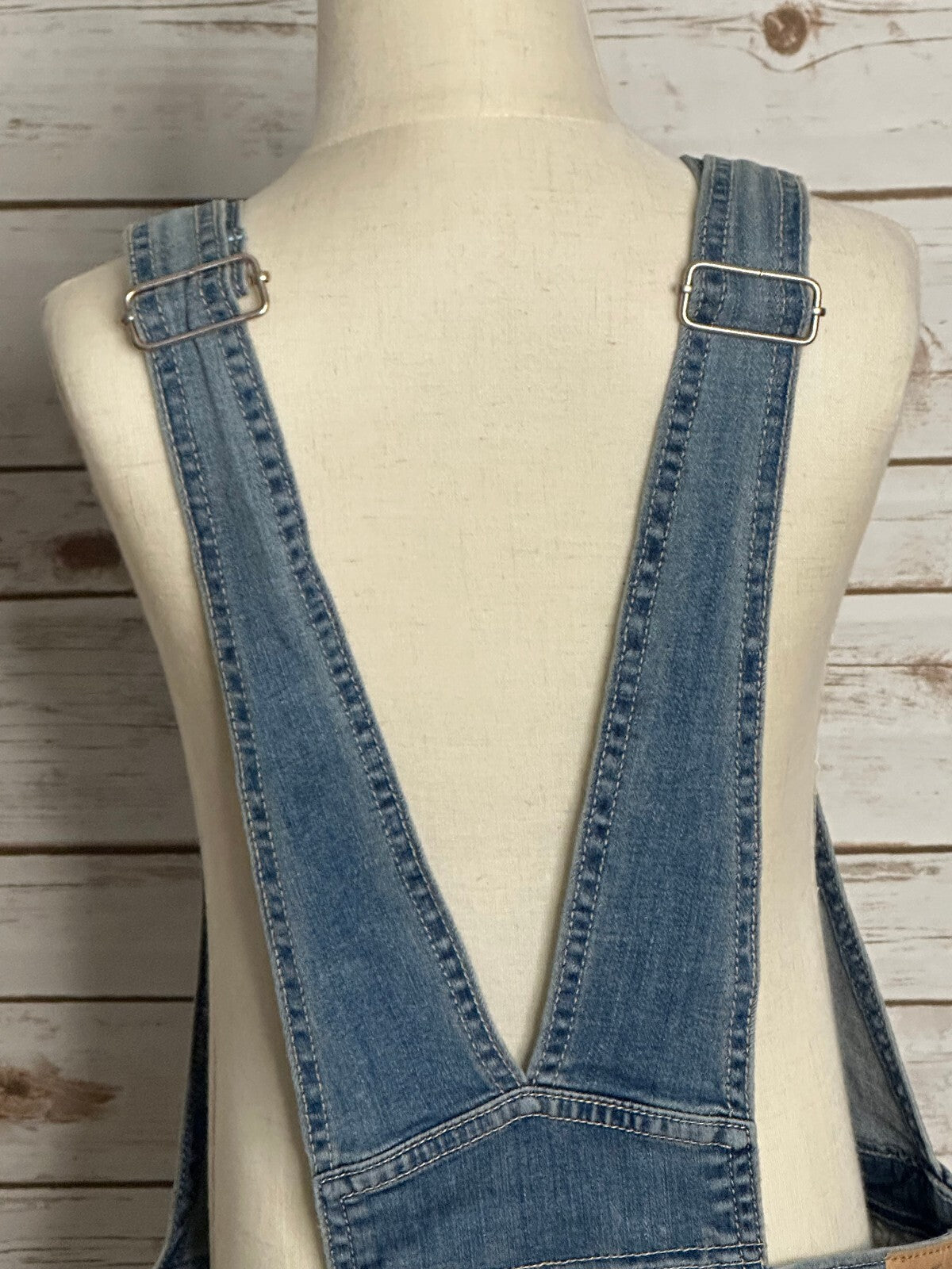 Abercrombie Kids medium wash distressed bib-style denim overalls Size 15/16
