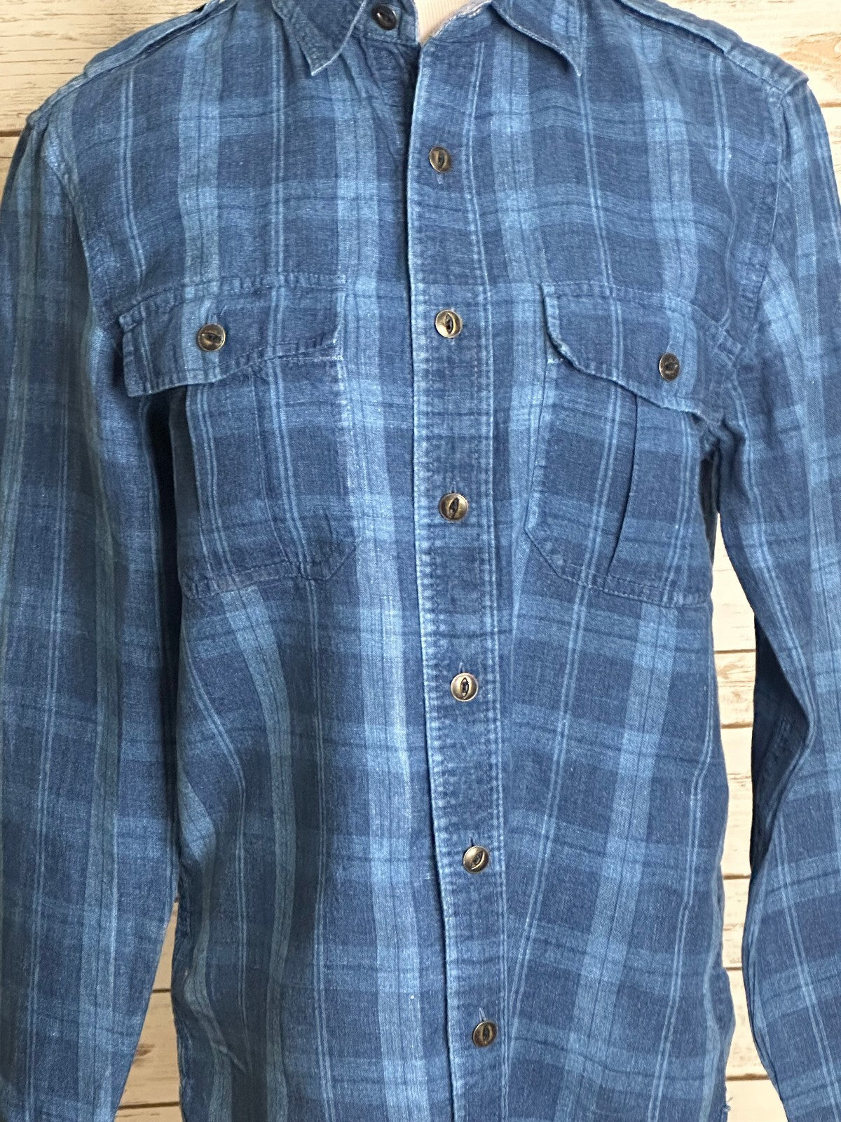 L.L.Bean Signature Slim Fit blue plaid long sleeve linen button-up shirt Small