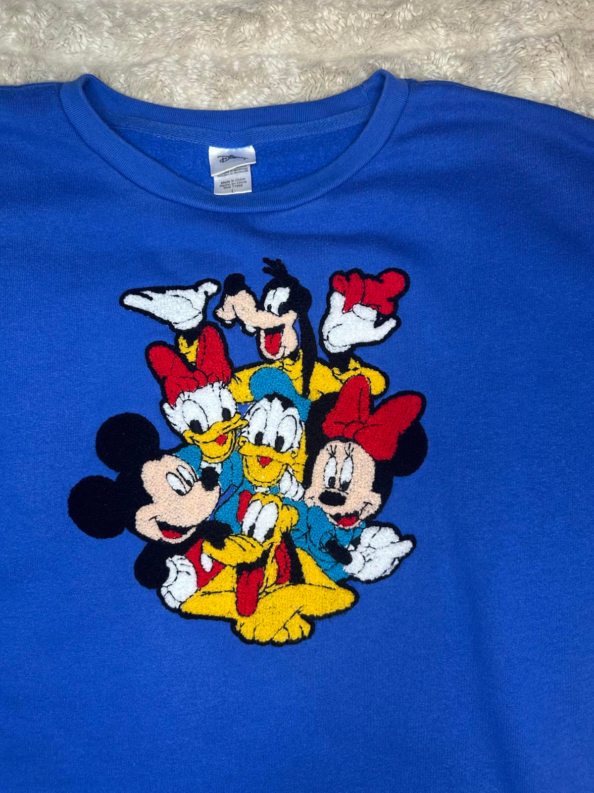 Vintage Disney blue crocheted sweatshirt Size Large