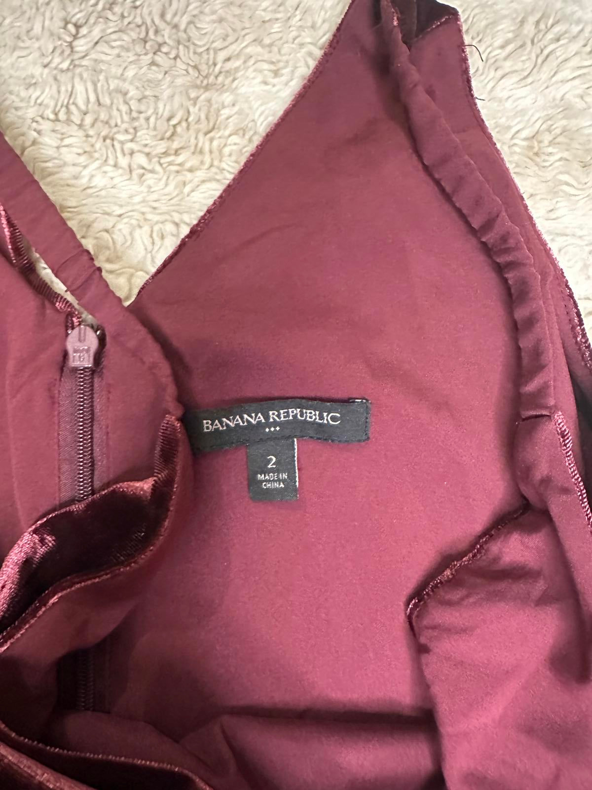 Banana Republic whimsigoth dark fairy burgundy V-neck velvet jumpsuit Size 2